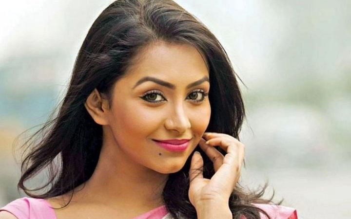 বর্তমানে ব্যবসায় মনোযোগী হয়েছেন প্রসূন আজাদ