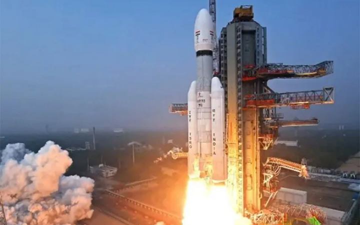মহাকাশ অভিযানে বড় ধাক্কা, যান্ত্রিক ত্রুটিতে নিয়ন্ত্রণ হারাল ভারতের স্যাটেলাইট