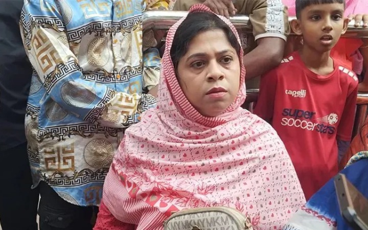 ভোটকেন্দ্রে যেয়ে শুনি- আমার ভোট দেয়া হয়ে গেছে!