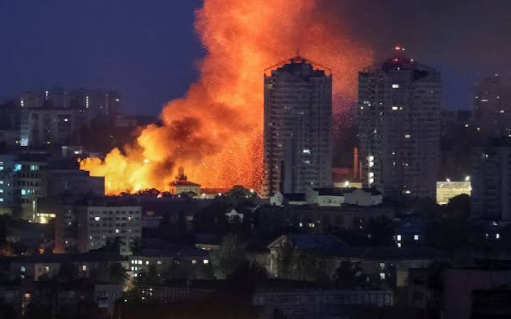 ইউক্রেনে রাতভর রাশিয়ার হামলায় নিহত ৩