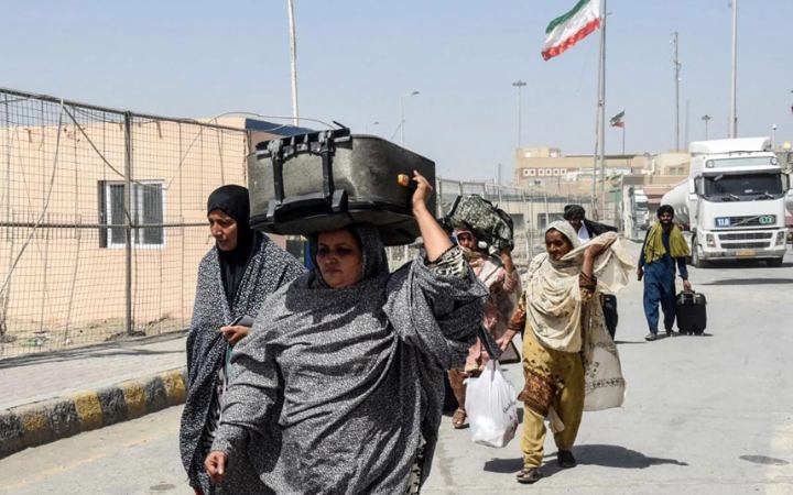 ইরান থেকে ইন্দোনেশিয়ার নাগরিকদের উদ্ধার অভিযান শুরু