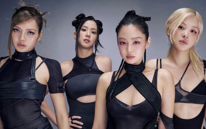 নতুন অ্যালবাম বিক্রির রেকর্ড গড়ল কে-পপ ব্ল্যাকপিংক