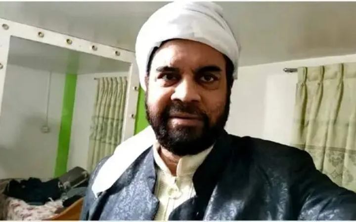 এবার লন্ডনে ঈদ করলেন ইলিয়াস কাঞ্চন