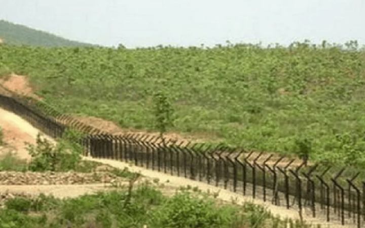 কক্সবাজারের উখিয়া সীমান্তে ১২ কোটি টাকার ইয়াবা উদ্ধার