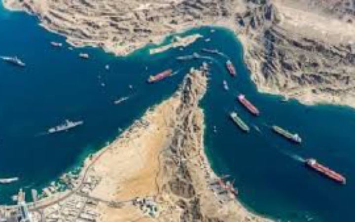 এবার নিজেদের মুদ্রায় টোল নিতে চায় ইরান