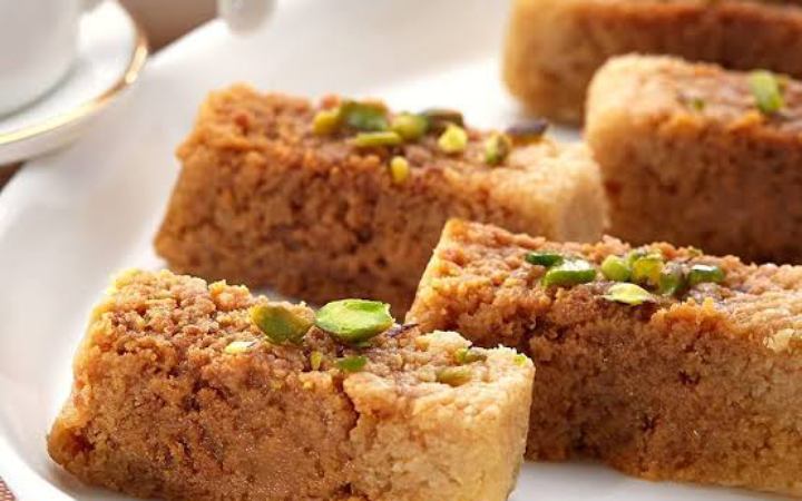 আটার রুটি দিয়ে বানান সুস্বাদু মিল্ক কেক