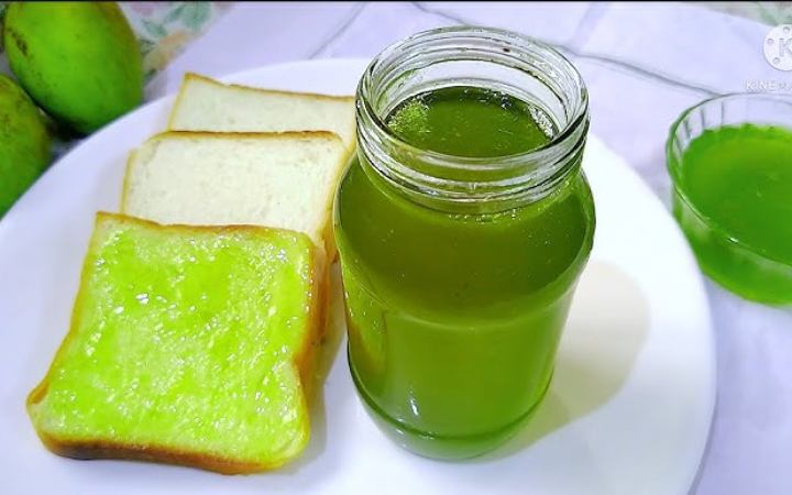 খুব সহজে তৈরি করুন কাঁচা আমের জেলি