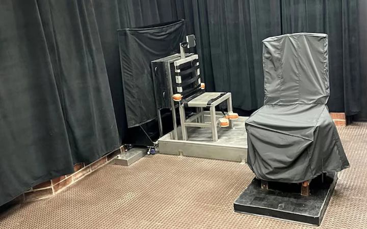 যুক্তরাষ্ট্রে মৃত্যুদণ্ড কার্যকরে যুক্ত হচ্ছে ফায়ারিং স্কোয়াড, বৈদ্যুতিক শক ও বিষাক্ত গ্যাস