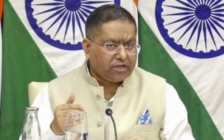 বাংলাদেশের সঙ্গে সম্পর্ক ইতিবাচক দিকে এগিয়ে নিচ্ছে ভারত: জয়সওয়াল