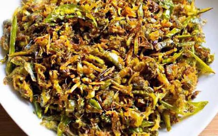 রেসিপি : সর্ষে তেলে ছোট মাছের চচ্চড়ি
