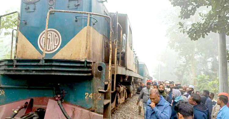 লালমনিরহাটে ইঞ্জিন বিকল, ৩ ঘণ্টা পর ট্রেন চলাচল স্বাভাবিক