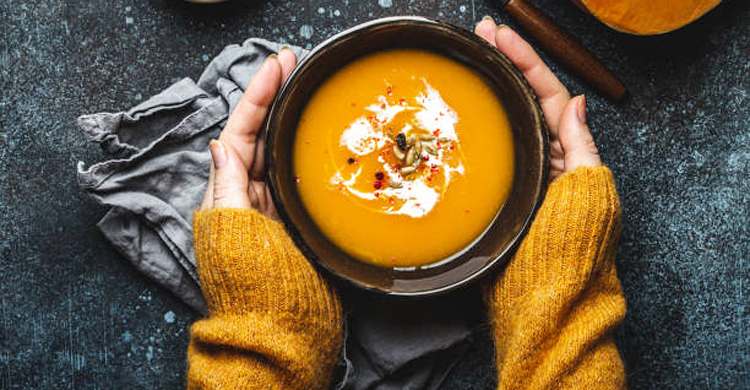 সর্দি-কাশি থেকে বাঁচাবে গরম গরম ভেজিটেবল স্যুপ