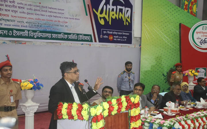 হাসিনাকে ফিরিয়ে এনে বিচার করা প্রথম দায়িত্ব : প্রেস সচিব