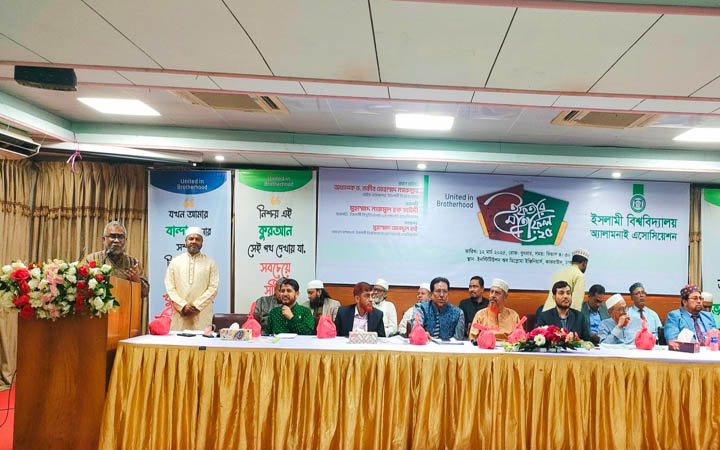 রমজান ভারসাম্যপূর্ণ মানুষ হতে শেখায়: ইবি উপাচার্য