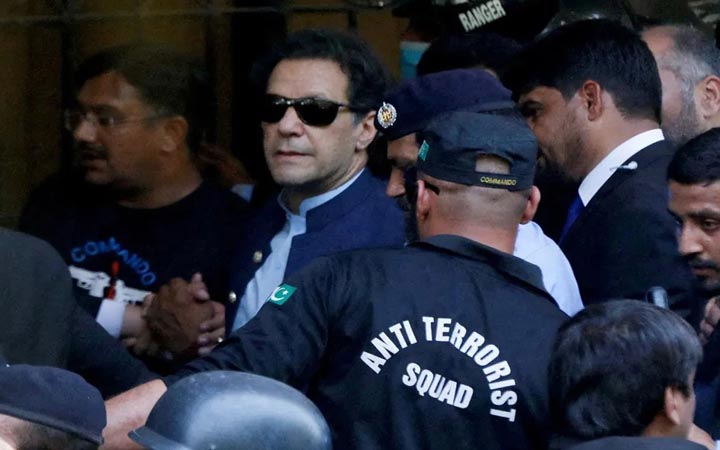 ইমরান খানের মানসিক স্বাস্থ্য নিয়ে যা বলল পাকিস্তান সেনাবাহিনী