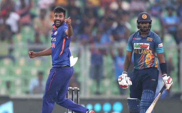 ওয়ানডে ইতিহাসে প্রথবার ৩০০ রানের ব্যবধানে জয়