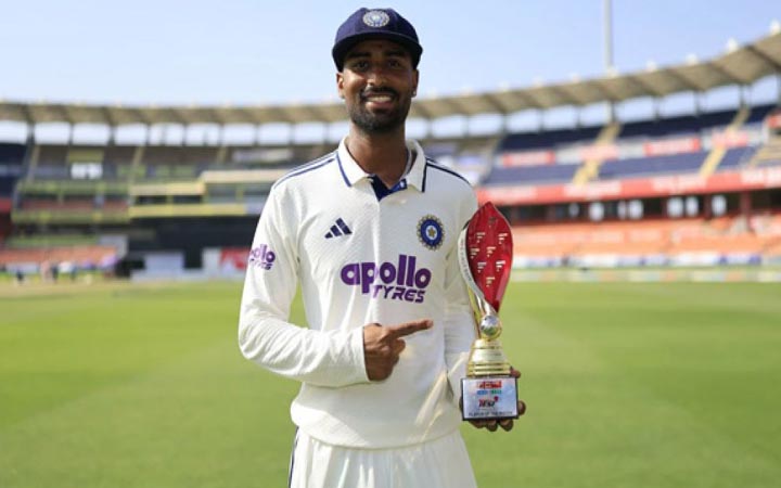 অভিষেকেই ৪৭ বছরের রেকর্ড ভাঙলেন মানব সুথার