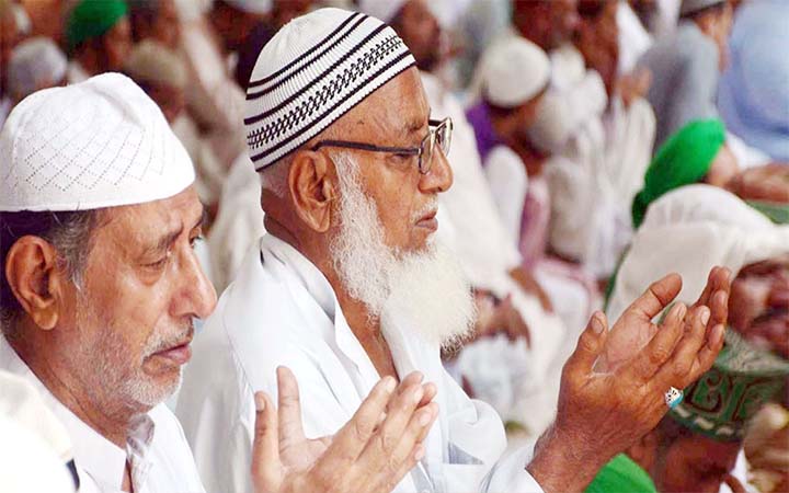 ফরজ নামাজের পর যেসব আমল করবেন