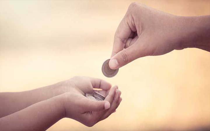 যে কারণে ইসলামে ভিক্ষা করা অসম্মানজনক