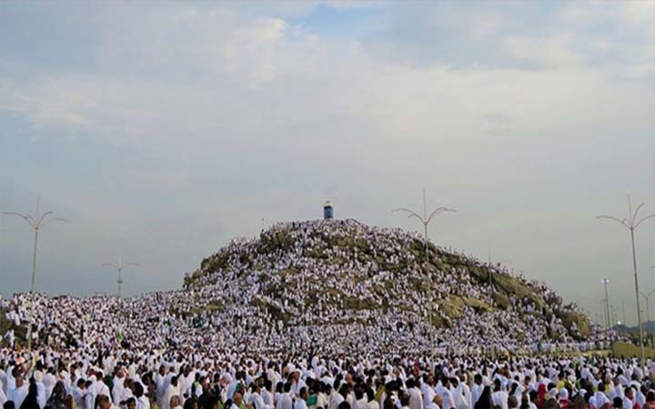 আরাফাতের ময়দানের ঐতিহাসিক প্রেক্ষাপট ও করণীয়