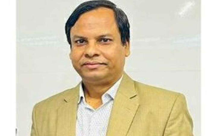 জবির পদার্থবিজ্ঞান বিভাগের নতুন চেয়ারম্যান অধ্যাপক সুরঞ্জন কুমার