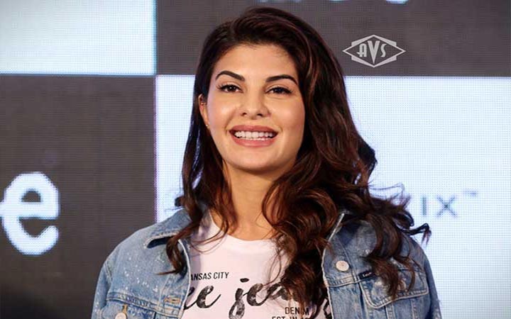 ফেঁসে গেলেন জ্যাকুলিন!