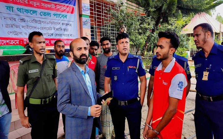 মাদারগঞ্জে ইউএনওর স্বাক্ষর জাল করায় দুই বাইক চালককে জরিমানা