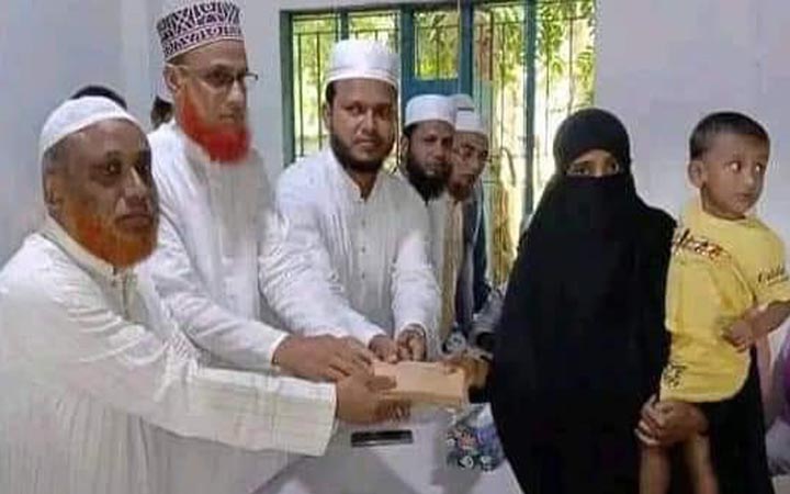 আন্দোলনে নিহত জাকিরের পরিবারের পাশে জামায়াত