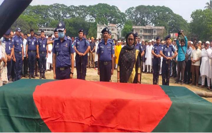 ঝিনাইদহে নূরে আলম সিদ্দিকীকে শেষ শ্রদ্ধা