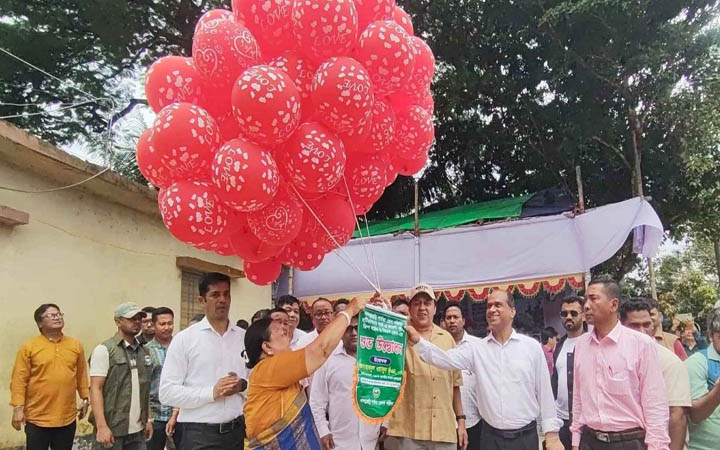 জেলা পরিষদ পার্কে জিপলাইন ও রোমাঞ্চকর জায়ান্ট সুইং চালু