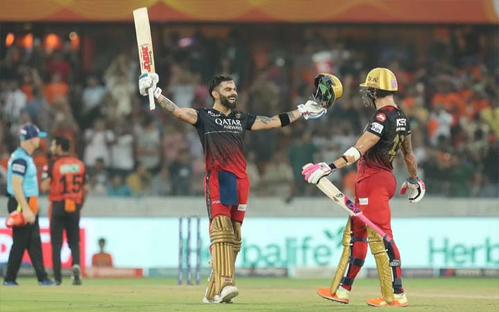 কোহলির সেঞ্চুরিতে টিকে থাকলো ব্যাঙ্গালুরু