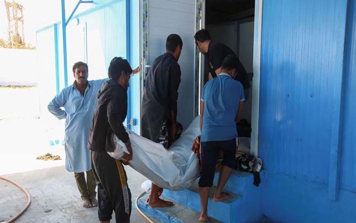 লিবিয়া উপকূলে দু’টি নৌকাডুবি, ৫৭ মরদেহ উদ্ধার