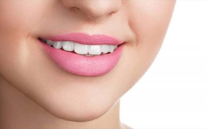 ঠোঁটের রং বলে দেবে আপনি কতটা সুস্থ