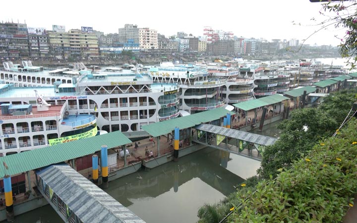ঈদযাত্রায় সদরঘাটে বাড়তি প্রস্তুতি, প্রস্তুত ১৭২ লঞ্চ