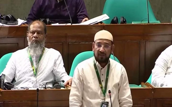 সংসদে ঢাকা-দিনাজপুর বুলেট ট্রেন চাইলেন এমপি