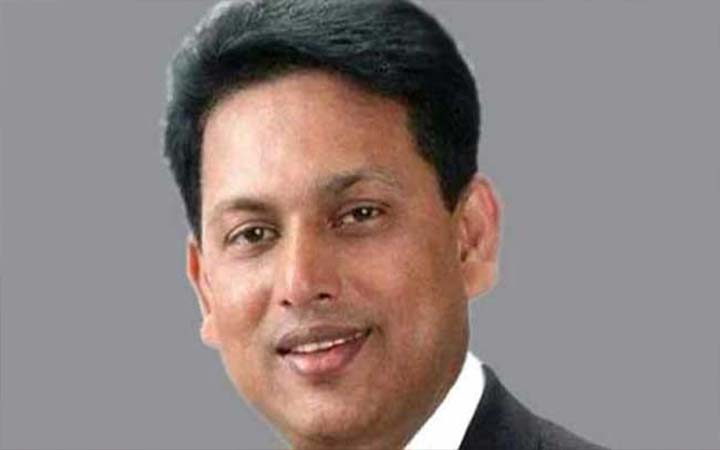 পড়েছি মোগলের হাতে...