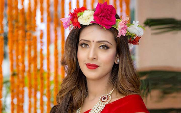 পুরস্কার পেয়ে খুব ভালো লাগছে: বিদ্যা সিনহা মিম