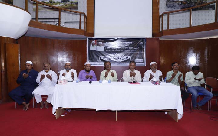 বিড়ি শ্রমিক ফেডারেশনের সভাপতি ও সম্পাদকের মৃত্যুতে দোয়া অনুষ্ঠান