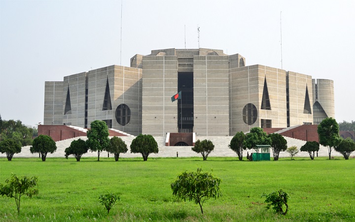 এমপি হিসেবে শপথ আজ, কাল মন্ত্রিসভা