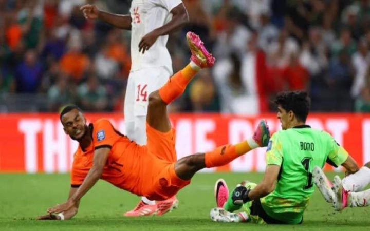 গাকপোর গোলে এগিয়ে নেদারল্যান্ডস, চাপে মরক্কো