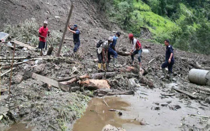 নেপালে বন্যা ও ভূমিধসে মৃত ১৩২ জন