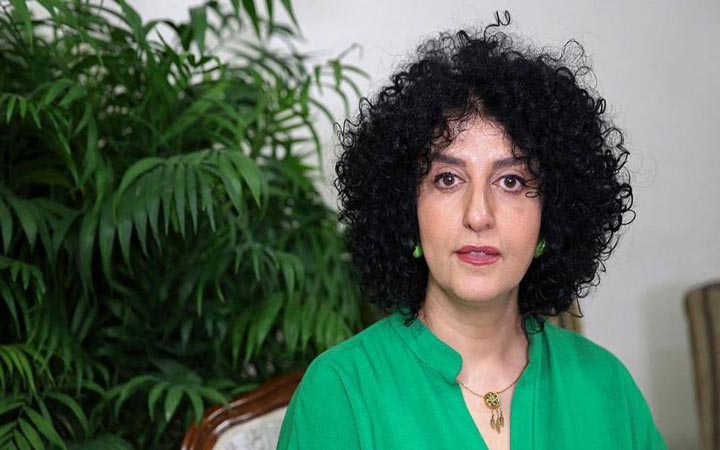 নোবেলজয়ী নার্গিসকে আরও সাড়ে ৭ বছরের কারাদণ্ড দিল ইরান