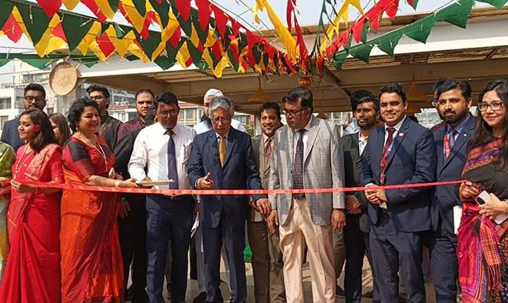 প্রেসিডেন্সি ইউনিভার্সিটিতে ‘পিঠা উৎসব’