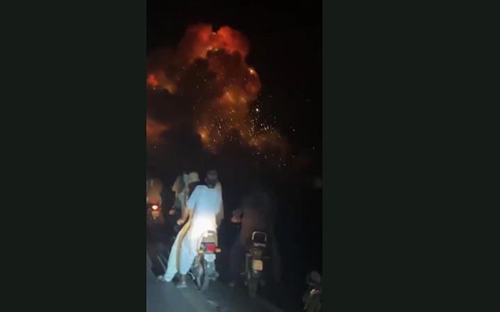 ভারতের ক্ষেপণাস্ত্র হামলায় পাকিস্তানে নিহত বেড়ে ২৬