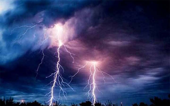সারাদেশে কালবৈশাখী, বজ্রপাতে ১০ জনের মৃত্যু