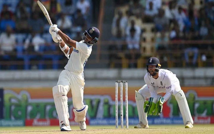 ভারতের ম্যাচসহ টিভিতে আজ যত খেলা