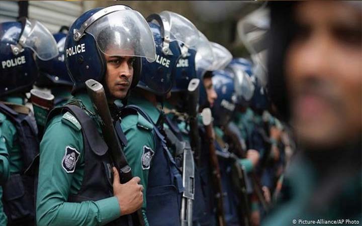 কাজে গতি বাড়াতে ছুটি পাচ্ছেন পুলিশ সদস্যরা