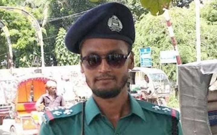 মোটরসাইকেলের ধাক্কায় ট্রাফিক সার্জেন্ট নিহত