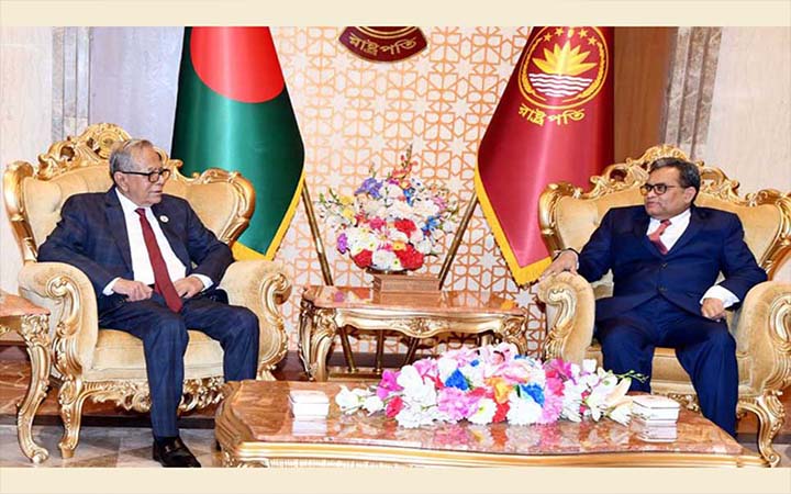 রাষ্ট্রপতির সঙ্গে প্রধান বিচারপতির সৌজন্য সাক্ষাৎ