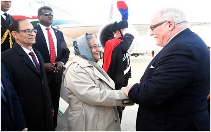 প্রধানমন্ত্রী রোম পৌঁছেছেন